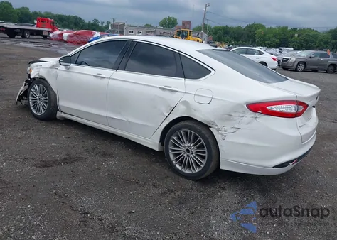 2014 Ford Fusion Se z USA, uszkodzony, nr VIN 3FA6P0HD8ER384829